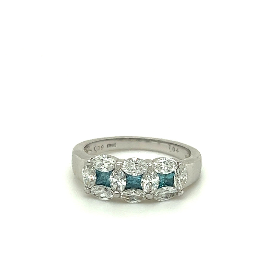 Azurro Diamond Ring