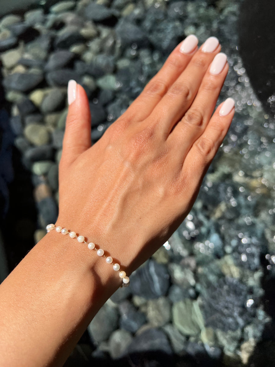 Magnetic Gold Bangle & Pearl Bracelet Hybrid